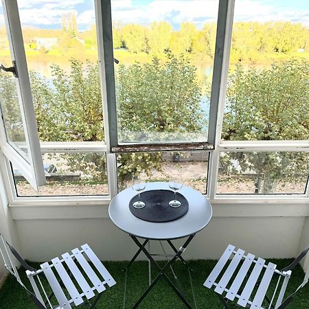 Appartement Quai Saone - By Primo C0Nciergerie Tournus Exterior foto
